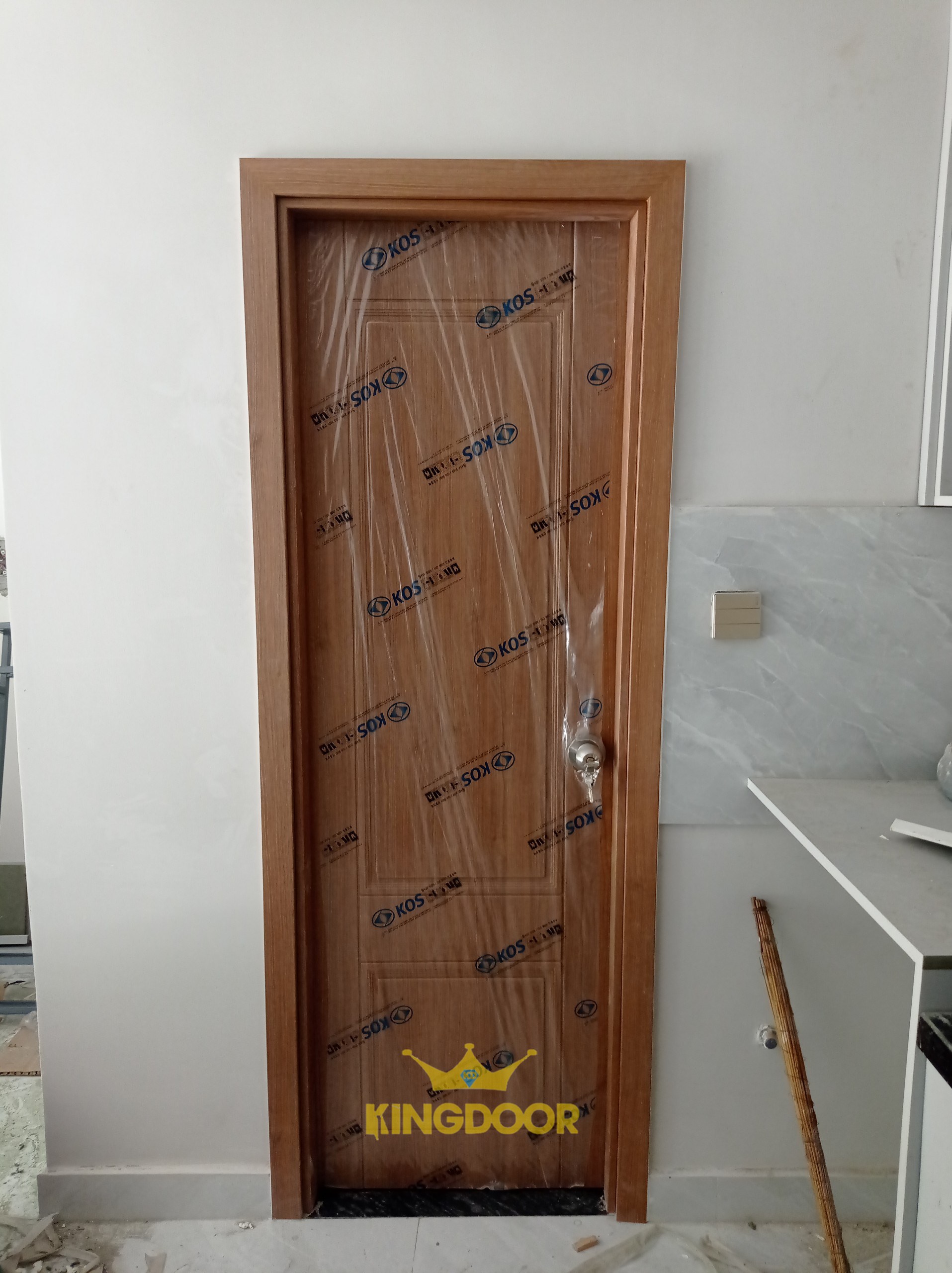 Cửa Nhựa ABS Hàn Quốc Tại Bình Thạnh Cách Nhiệt Tốt